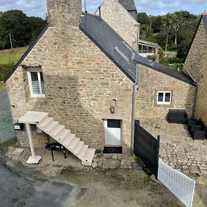 Ty Auguste ,maison Bretonne Idéale Pour Les Familles Plobannalec